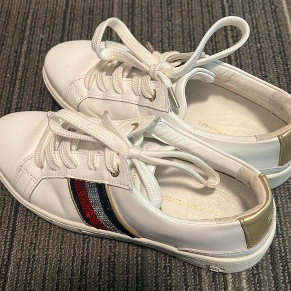 Tommy Hilfiger Leather Sneakers - Picture 3 of 3